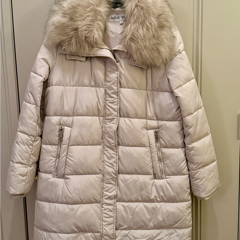 Nine West Women's Light Beige Puffer Jacket with Faux Fur Trim